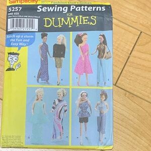 Simplicity Sewing Patterns for Dummies Booklet